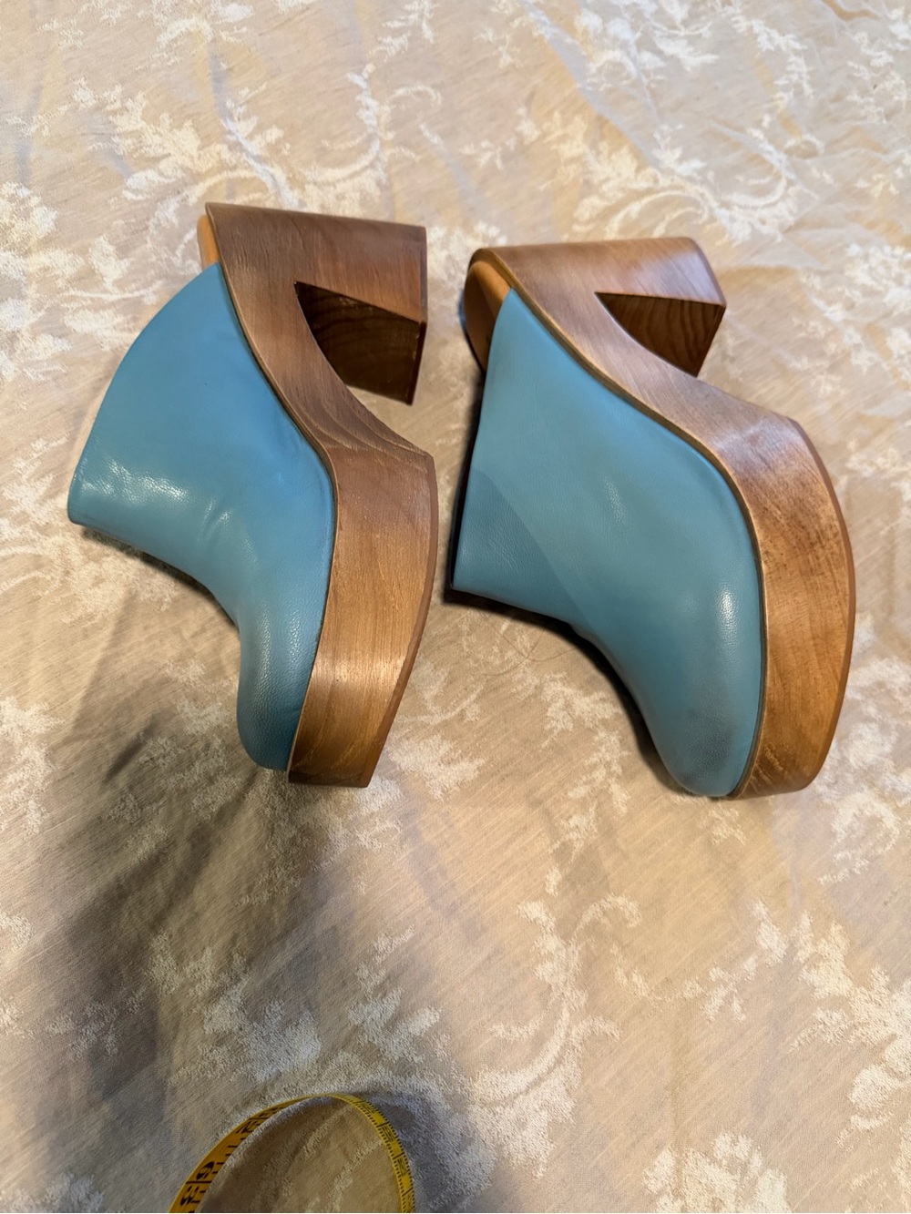 Free People Sky Blue Leather Slide Clogs with Wooden Block Heel, Size 39 - Picture 3 of 11
